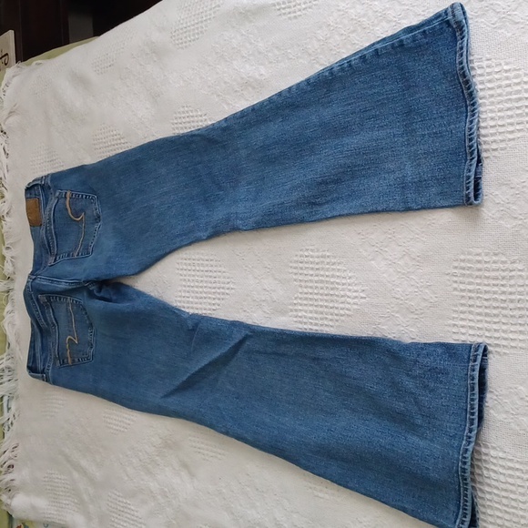 American Eagle Kickboot Jeans Size 4 - Picture 3 of 10